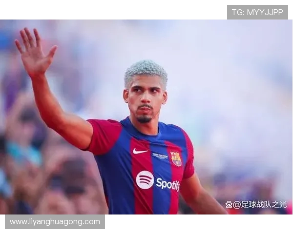 阿劳霍重返赛场信心满满 期待为巴塞罗那贡献力量